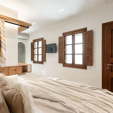 شقة Stoa Naxos City